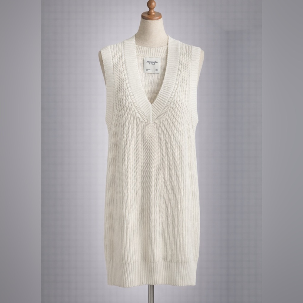 Abercrombie & Fitch Cream Knit Tunic